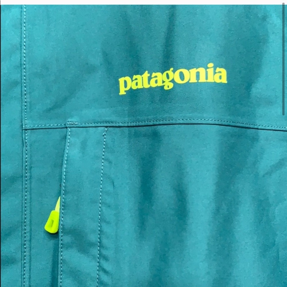 PATAGONIA performance shell ski/snow jacket LARGE